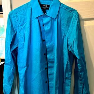 Long sleeve dress shirt
